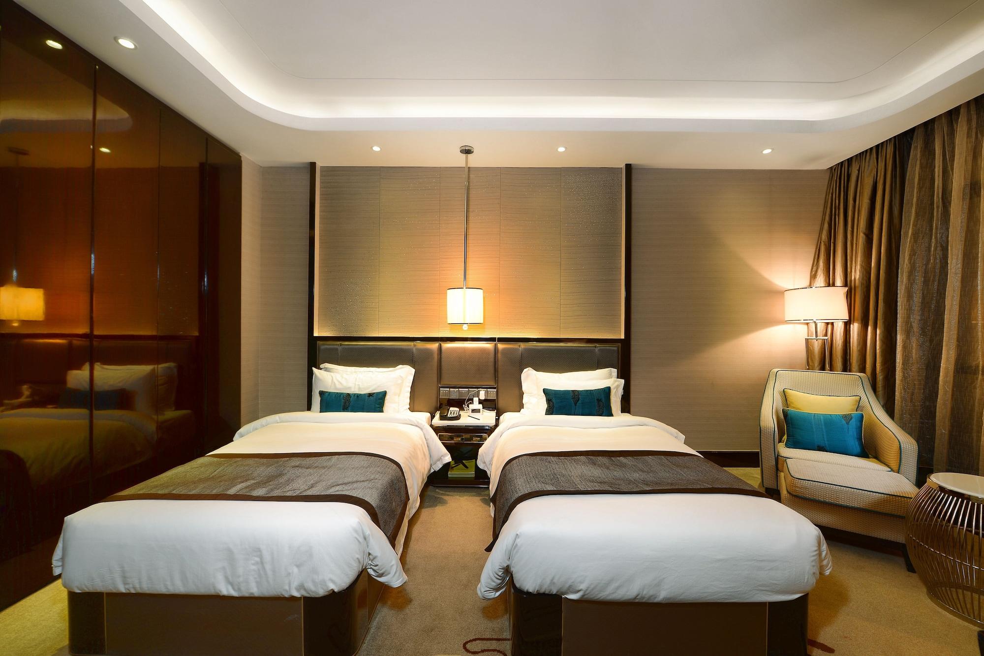 Pacific Regency Hotel Suites Куала-Лумпур Экстерьер фото